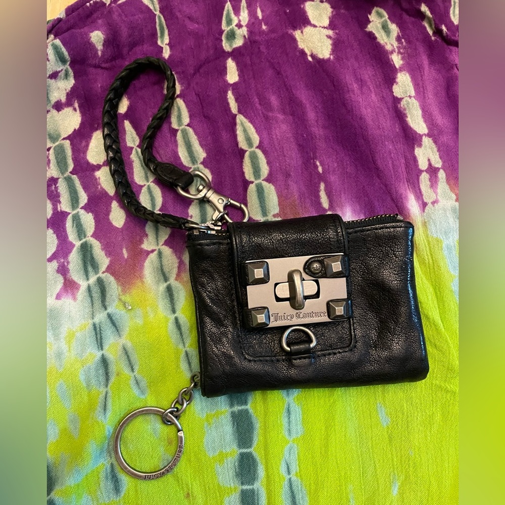🖤VTG Y2K Juicy Couture Faux Leather Wristlet Wallet🖤